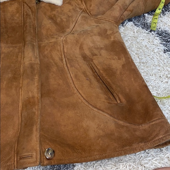 Warm suede/shearling coat size 6 - Picture 6 of 11